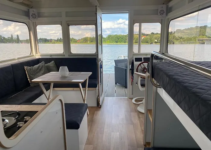 Ahoiwerder Rollyboot Florina Fuehrerscheinfrei بوتيل *