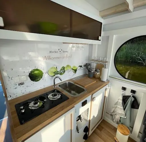 Ahoiwerder Rollyboot Florina Fuehrerscheinfrei