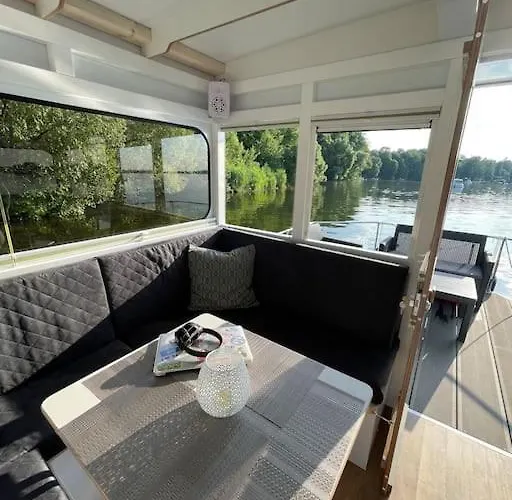 بوتيل Ahoiwerder Rollyboot Florina Fuehrerscheinfrei